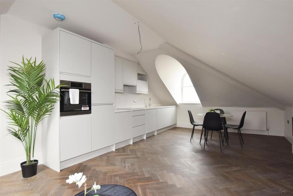 Vive Sea View Getaway Leilighet Hastings Eksteriør bilde