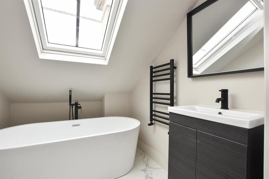 Vive Sea View Getaway Leilighet Hastings Eksteriør bilde
